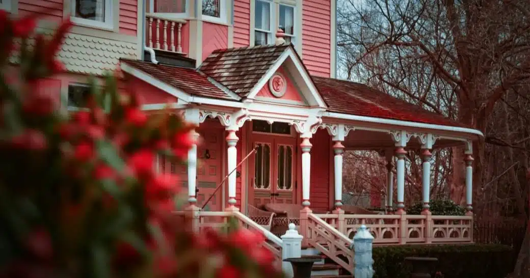 Casă victoriană - caracteristicile stilului victorian și cum se construiește o casă în stil victorian