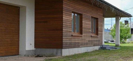 Fațadă ventilată din lemn - Ghid complet pentru eficiență și estetică Fațadă ventilată din lemn - Ghid complet pentru eficiență și estetică