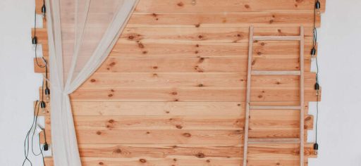 La ce folosesc lemnul de larice